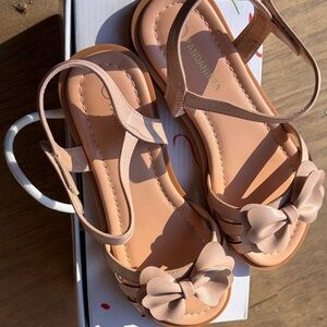 Pandaninjia light pink tannish Bow Sandals girls 3 new in box